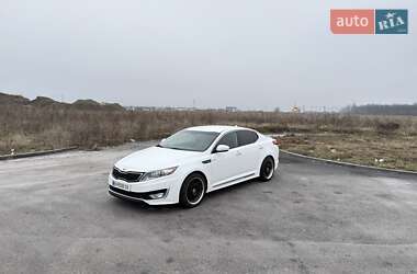 Седан Kia Optima 2013 в Виннице