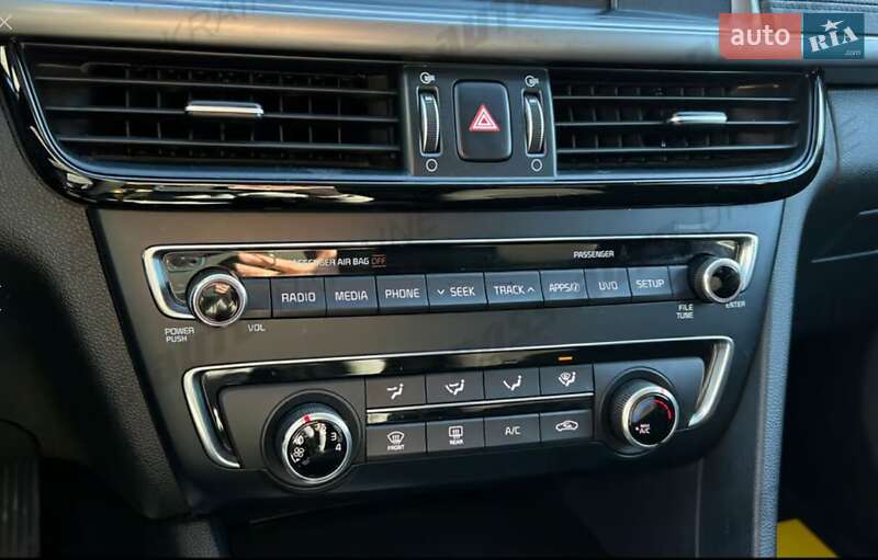 Седан Kia Optima 2018 в Луцке