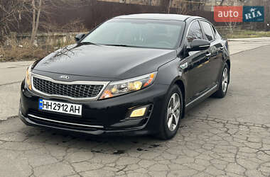 Седан Kia Optima 2014 в 
