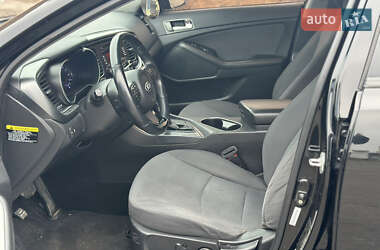 Седан Kia Optima 2014 в 