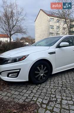 Седан Kia Optima 2014 в Луцке