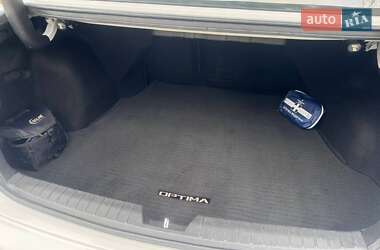 Седан Kia Optima 2014 в 