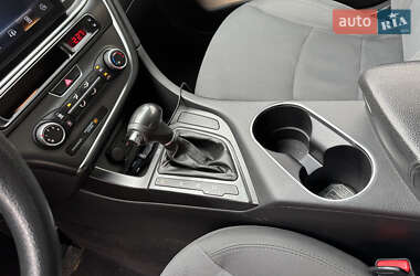Седан Kia Optima 2015 в 