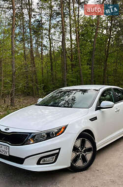 Седан Kia Optima 2015 в 
