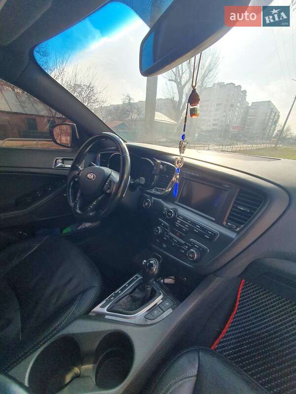Седан Kia Optima 2013 в Черкасах