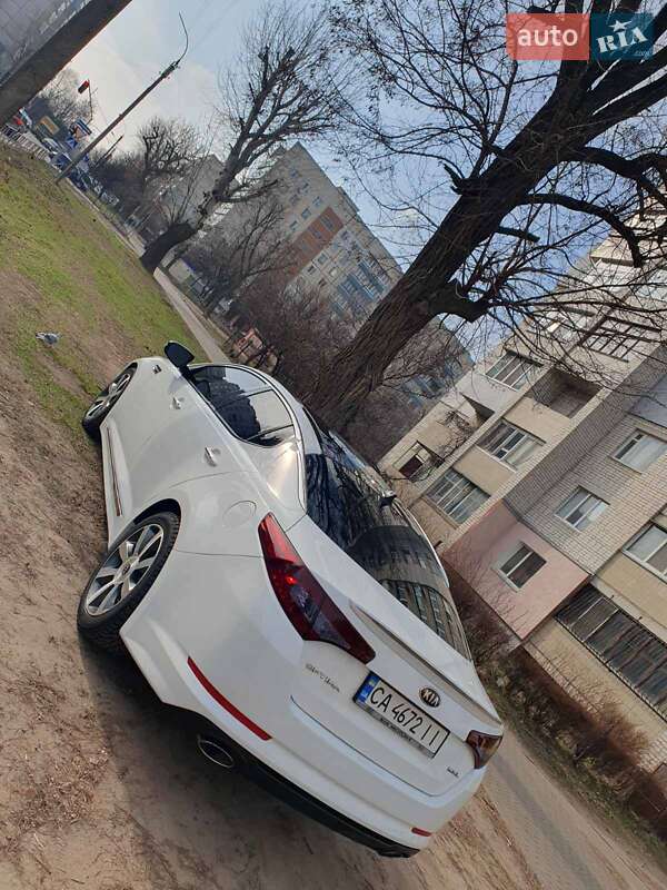 Седан Kia Optima 2013 в Черкасах