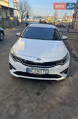 Седан Kia Optima 2019 в 