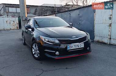 Седан Kia Optima 2017 в Одессе