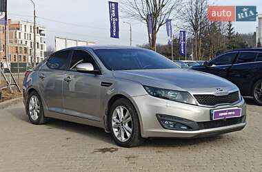 Седан Kia Optima 2012 в Львові