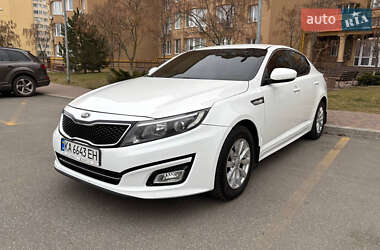 Седан Kia Optima 2015 в Киеве