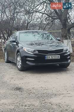 Седан Kia Optima 2016 в Хмельницком