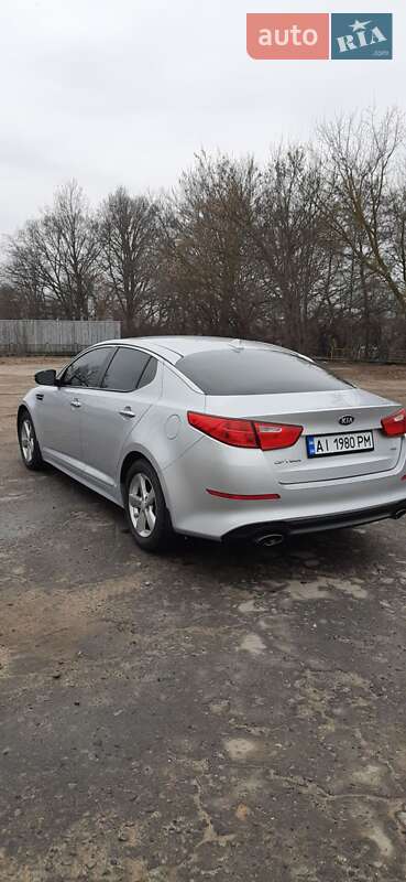 Седан Kia Optima 2015 в Обухове