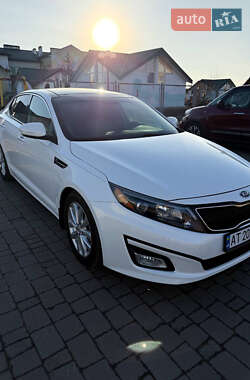 Седан Kia Optima 2013 в Івано-Франківську