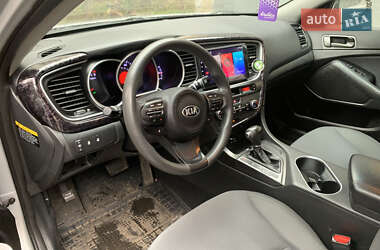 Седан Kia Optima 2014 в 