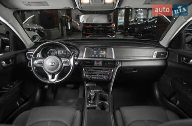 Седан Kia Optima 2017 в 