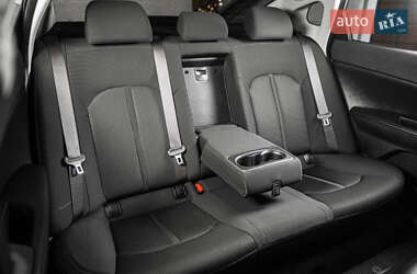 Седан Kia Optima 2017 в 