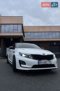 Седан Kia Optima 2014 в 