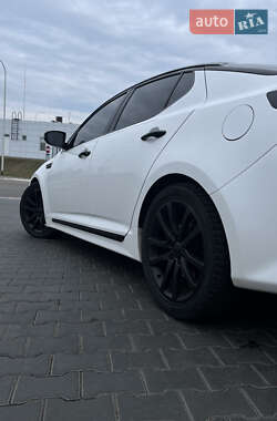 Седан Kia Optima 2014 в 