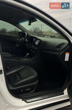 Седан Kia Optima 2014 в 