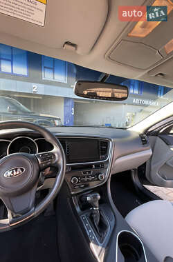 Седан Kia Optima 2014 в 