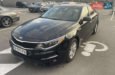 Седан Kia Optima 2017 в 