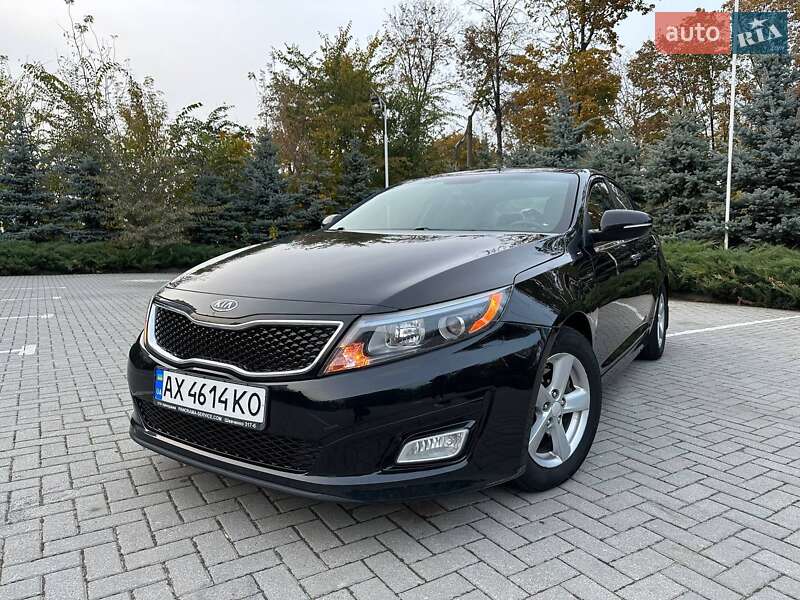Седан Kia Optima 2014 в 