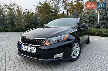 Седан Kia Optima 2014 в 