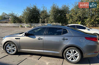 Седан Kia Optima 2012 в 