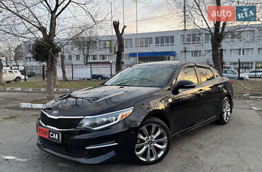 Седан Kia Optima 2017 в 