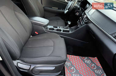 Седан Kia Optima 2017 в 
