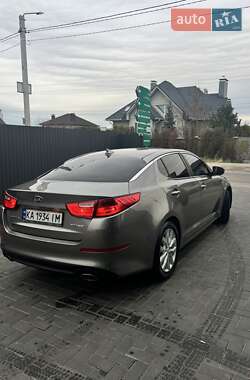 Седан Kia Optima 2014 в 