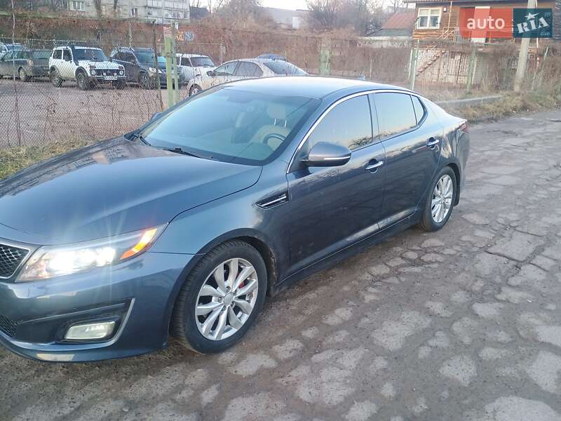 Седан Kia Optima 2015 в Чернигове