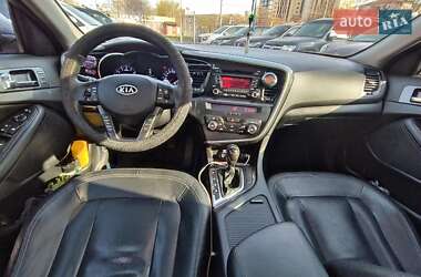 Седан Kia Optima 2011 в 