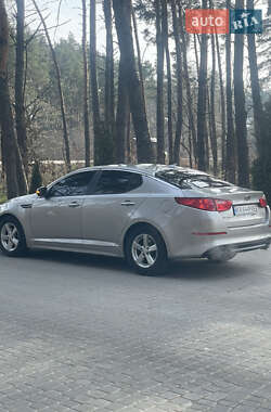 Седан Kia Optima 2015 в 