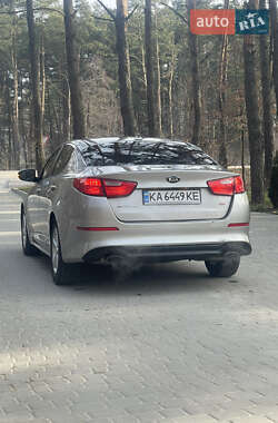 Седан Kia Optima 2015 в 
