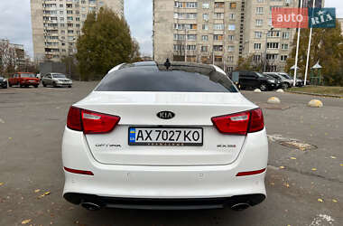 Седан Kia Optima 2014 в 