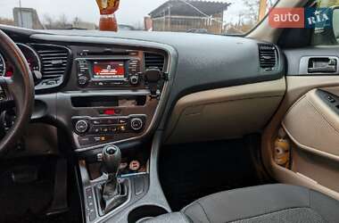 Седан Kia Optima 2013 в Печенегах