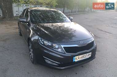Седан Kia Optima 2012 в 