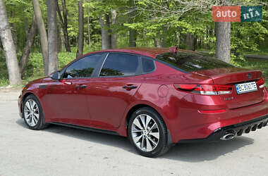 Седан Kia Optima 2018 в 