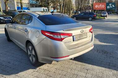 Седан Kia Optima 2012 в 