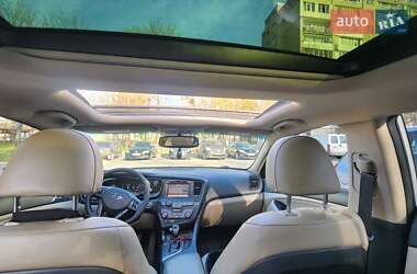 Седан Kia Optima 2012 в 