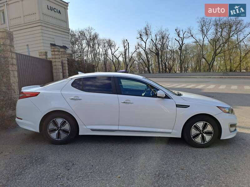 Седан Kia Optima 2012 в Дніпрі