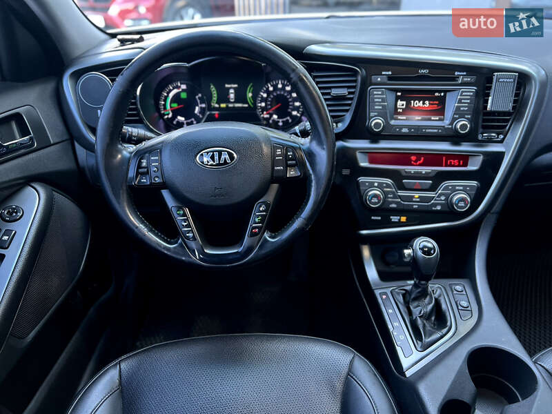 Седан Kia Optima 2013 в Одессе