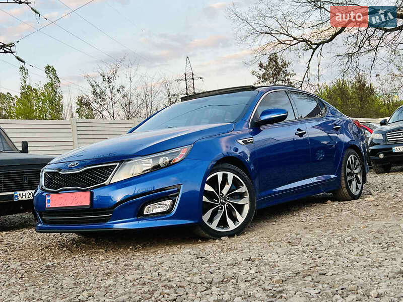 Седан Kia Optima 2015 в 