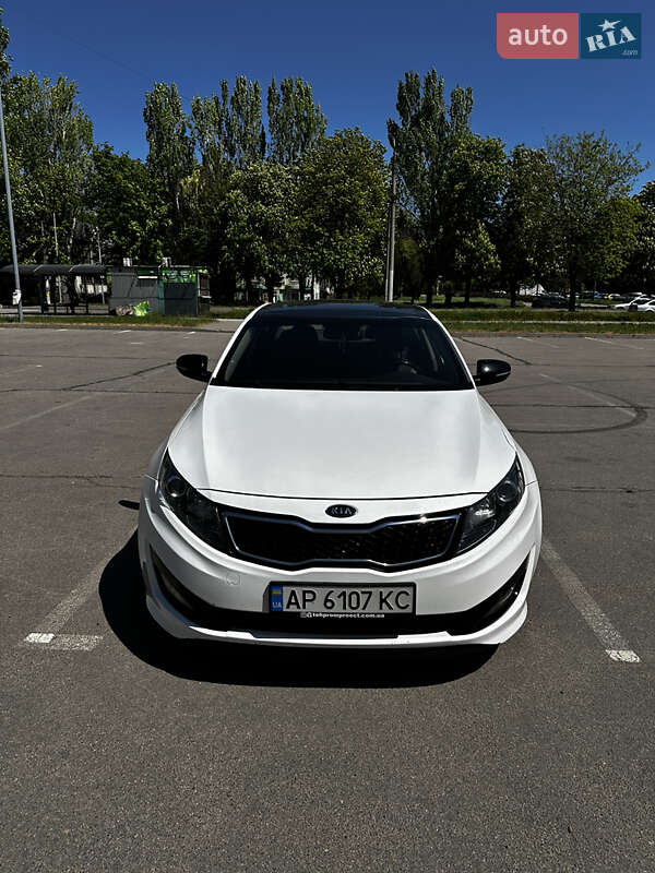 Седан Kia Optima 2011 в Запоріжжі