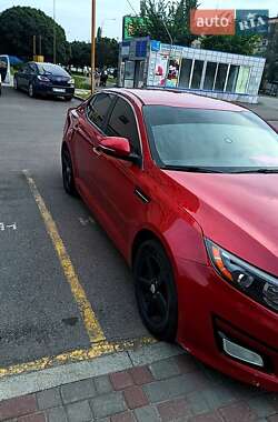 Седан Kia Optima 2014 в 