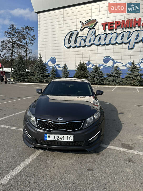 Седан Kia Optima 2011 в Броварах