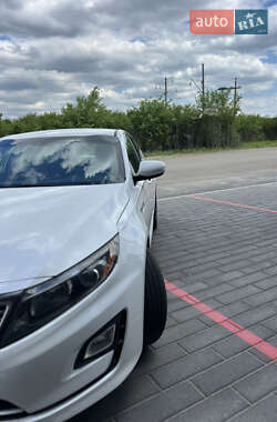 Седан Kia Optima 2014 в 
