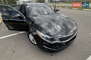 Седан Kia Optima 2016 в 