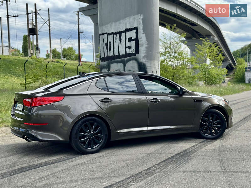 Седан Kia Optima 2013 в Києві